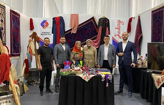 Sındırgı Uçan Halısıyla İstanbul'a Taşındı