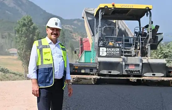 Sındırgı Yollarına Sıcak Asfalt