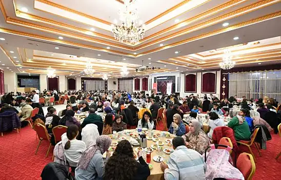 Vali Amcayla Neşe Dolu İftar