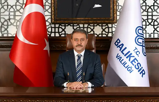 Vali Hasan Şıldak Sahil Güvenlik Komutanlığı'nın 40'ıncı Kuruluş Yıl Dönümünü Kutladı