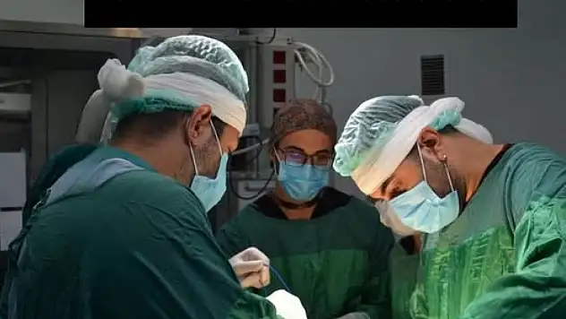 Balıkesir Şehir Hastanesi'nde Bir İlk… Sistektomi Ameliyatı Başarıyla Yapıldı