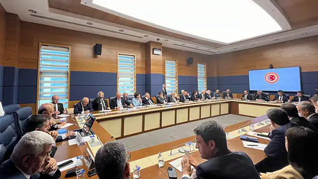 CHP BALIKESİR MİLLETVEKİLİ SERKAN SARI: BALIKESİR'İN SAĞLIK YATIRIMLARI GECİKİYOR