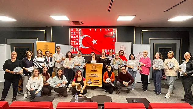 Müzik Akademisinde Ritim Dolu Bir Gece