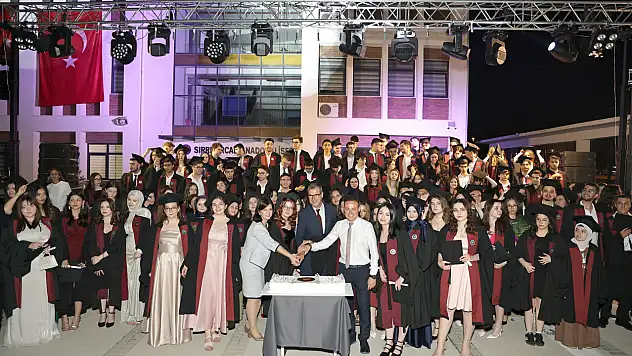 SYAL 34. DÖNEM MEZUNLARINI UĞURLADI