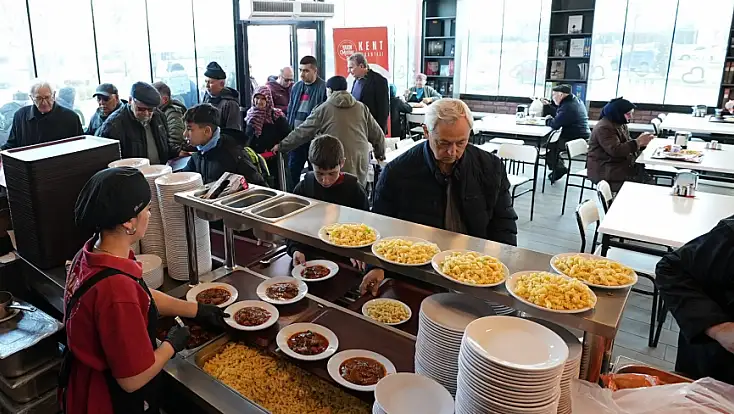 Balıkesir’de Kent Lokantası vatandaşlara nefes oldu