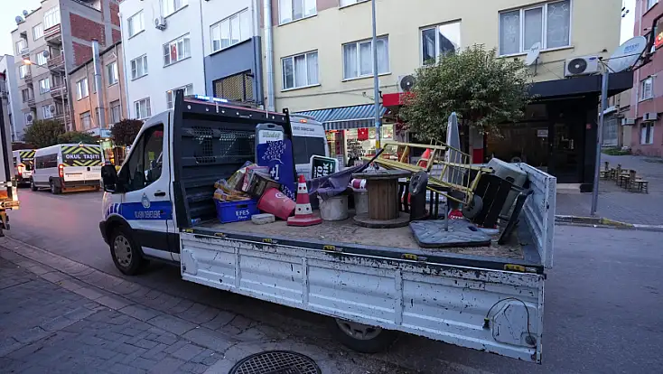 Büyükşehir Zabıtasından kaldırım işgallerine sıkı denetim