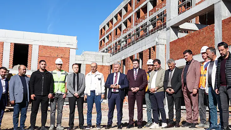 Mustafa Canbey: “Edremit Devlet Hastanesi, Körfez Bölgemizin Sağlık Üssü Olacak”