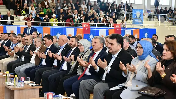 Ak Parti Edremit ve Havran İlçe Kongrelerini Gerçekleştirdi 