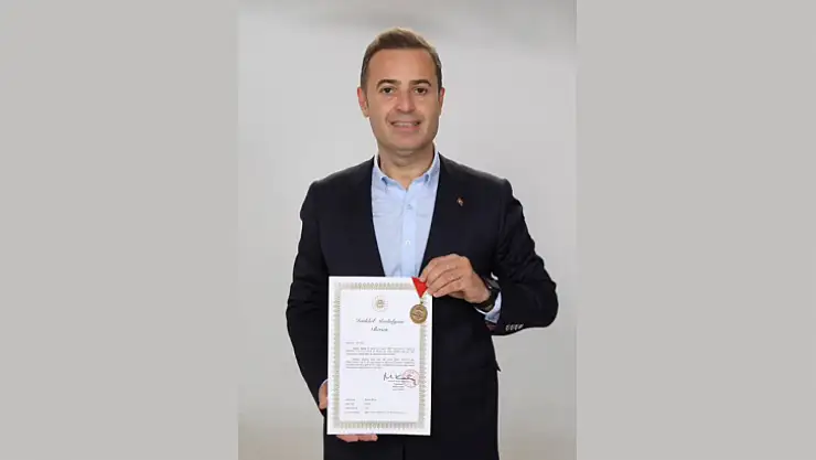 Akın Ailesi İstiklal Madalyasını Aldı
