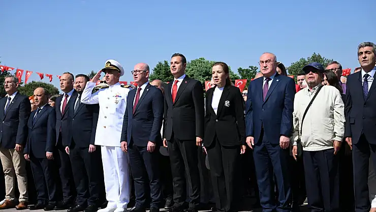Akın: 'Atatürk'ü anmak ve anlamak hepimizin boynunun borcu'