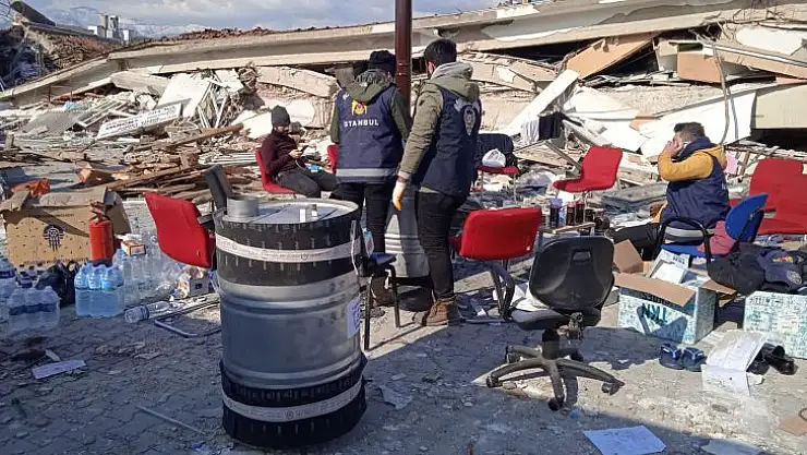 Altıeylül Belediyesi 'Asrın Felaketi'ni Yaşayan Depremzedeler İçin Seferber Oldu