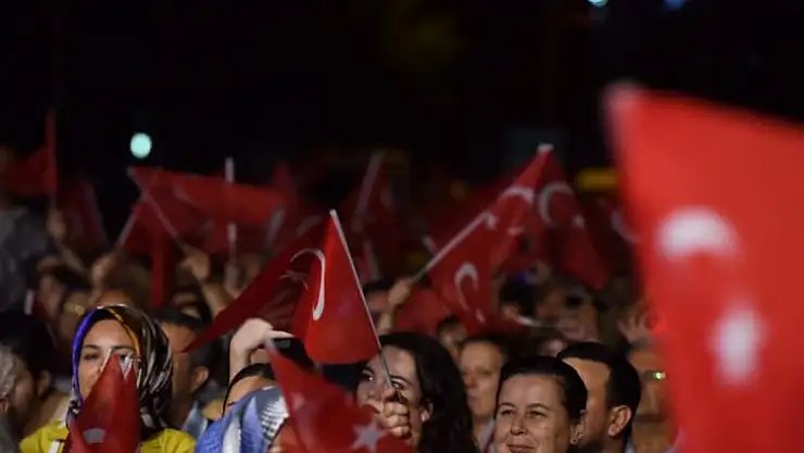 Altıeylül'de Zafer Bayramı Coşkusu