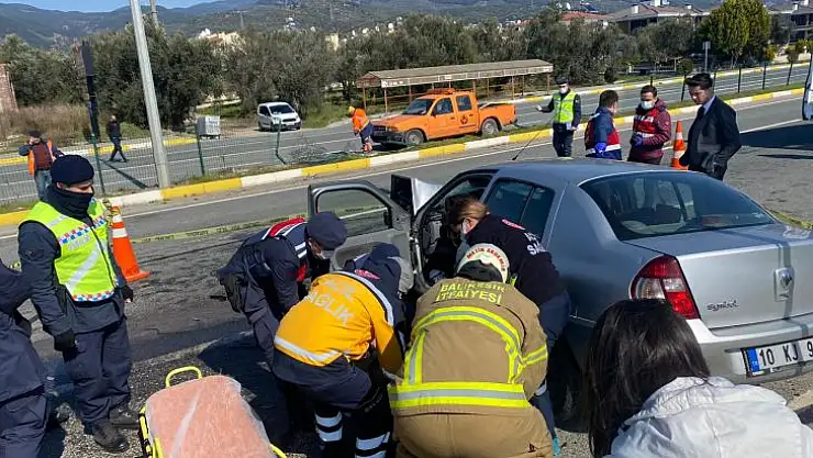 Altınoluk'ta ölümlü trafik kazası