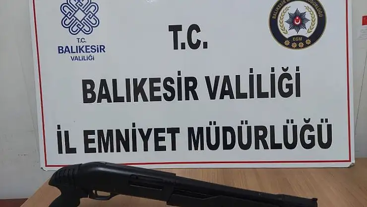 Aranan 18 Kişi Yakalandı 11'i Tutuklandı.