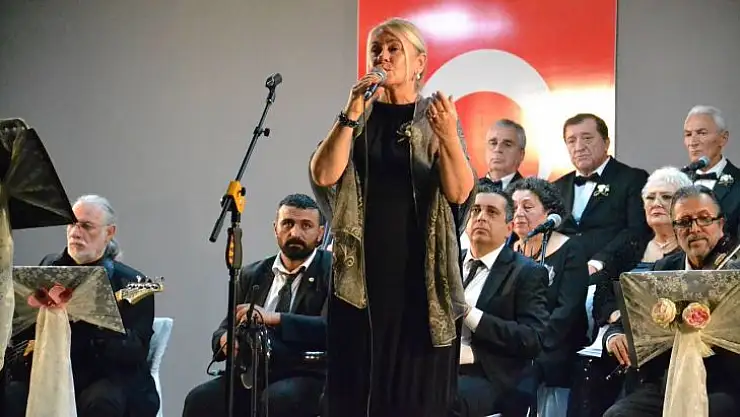 Ayhan Şahenk Kültür Merkezi'nde Müzik Ziyafeti