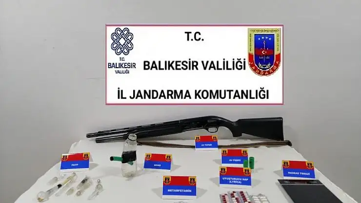 Ayvalık'ta Uyuşturucu Tacirleri Yakalandı