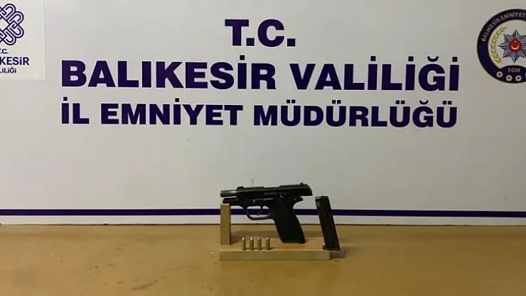 Balıkesir'de 25 Aranan Şahıs Yakalandı, 6'sı Tutuklandı