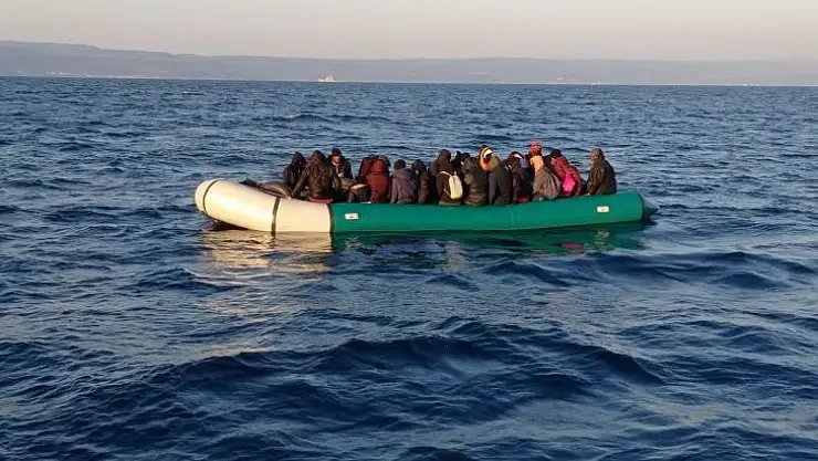 Balıkesir'de 35 Düzensiz Göçmen Kurtarıldı