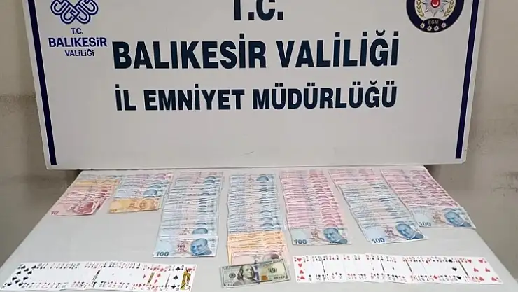 Balıkesir'de kumar operasyonu: 3 şahıs gözaltına alındı