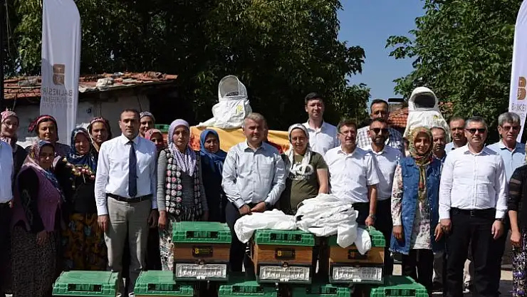 Balıkesir'in Eşsiz Değeri 'Organik Bal'a Kadın Eli Değdi…
