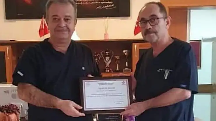 Balıkesir Sağlığının Emektarlarına Başhekim Ünal'dan Vefa Örneği.