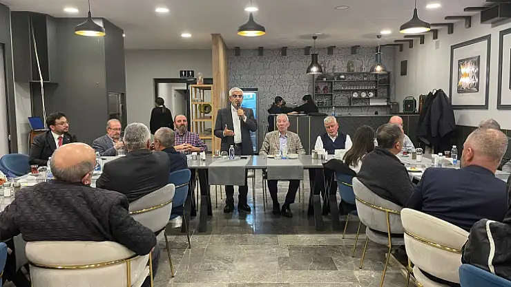 Balıkesir Yeni Dünya Vakfı Geniş Katılımlı Bir Danışma Kurulu Toplantısı Yaptı
