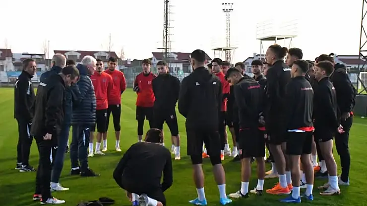Balıkesirspor Antalya'da Kampta