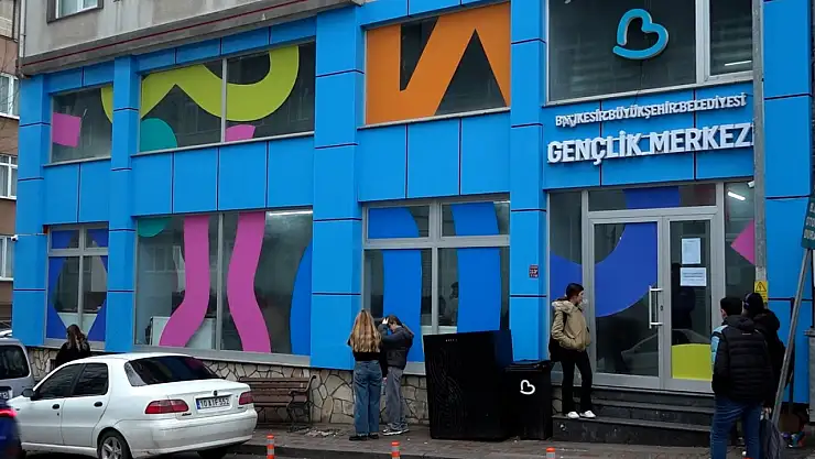 Bandırma Gençlik Merkezi, gençlerin uğrak noktası