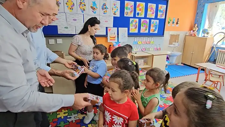 Başkan Uzan: 'Hep birlikte, sağlıklı yarınlar için süt içmeyi unutmayalım.'