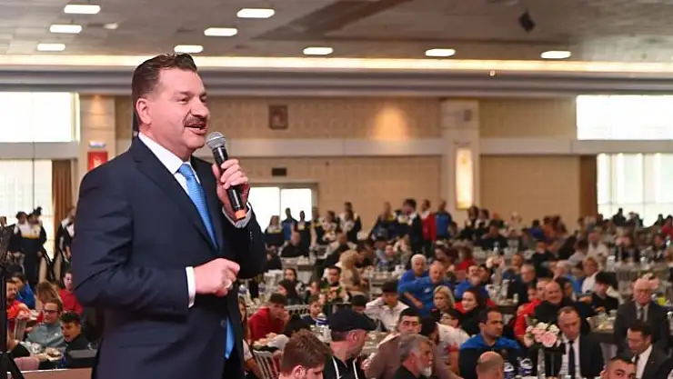 Başkan Yılmaz 'Ayrım yapmadan tüm sporculara destek olduk' 