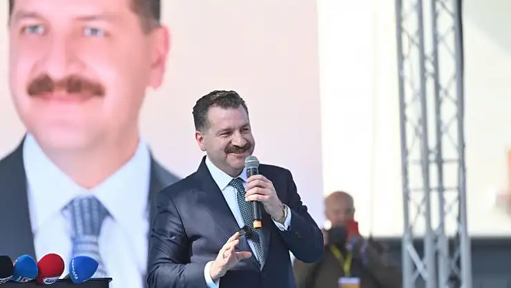 Başkan Yılmaz'dan kopyacı adaylara siyaset dersi...