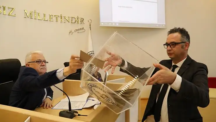 Burhaniye Belediye Meclisi 2022  Faaliyet Raporunu Onayladı