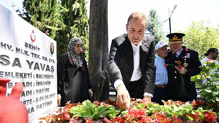 Büyükşehirden şehitliklere detaylı bakım