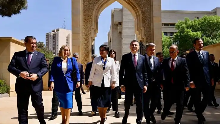 Canbey, Can Azerbaycan'da!