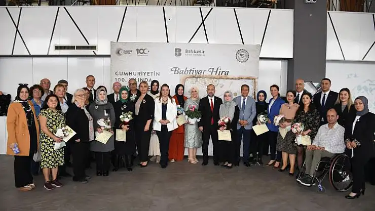 Cumhuriyet'in 100. yılına özel Zirve Eserler Sergisi
