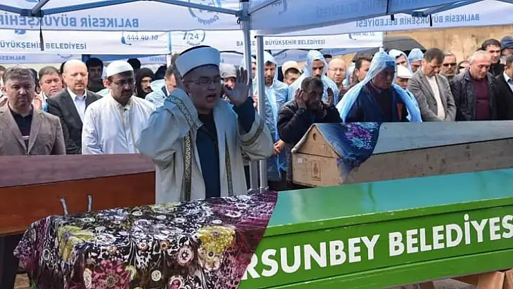 Dursunbey Kızılöz'de Gözyaşları Sel Oldu