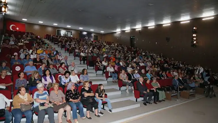 Edremit'te 'Kadına Şiddete Hayır' Konseri