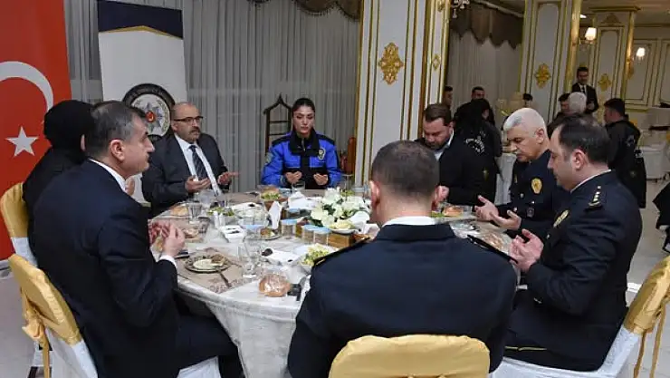 'Emniyet Teşkilatı' iftarda bir araya geldi.