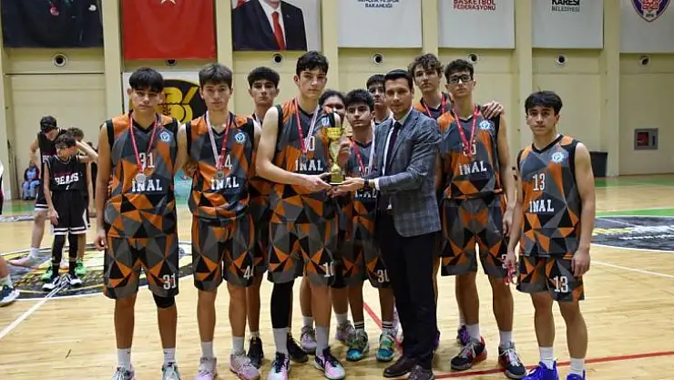    İnebey Andolu Lisesi Balıkesir İkincisi