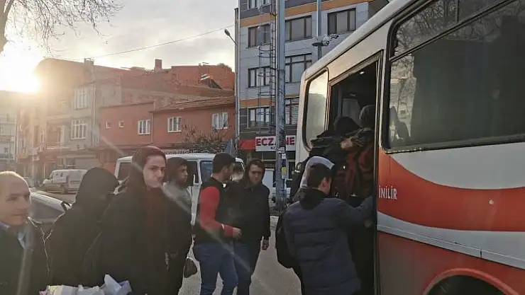 İvrindi'de Öğrencilere Ulaşım Ücretsiz