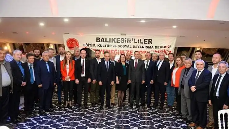 İzmir'deki Balıkesirliler İftarda Buluştu