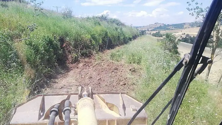 Karesi'de Tarla Yolları Açılıyor
