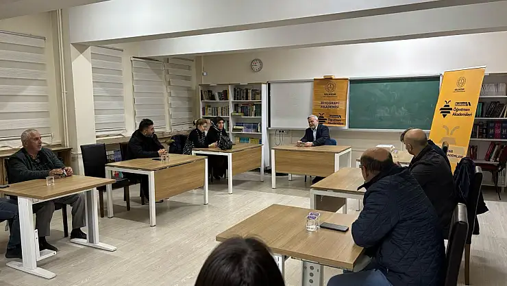 MEHMET BAYYİĞİT, ÖĞRETMENLERE HASAN BASRİ ÇANTAY'I ANLATTI