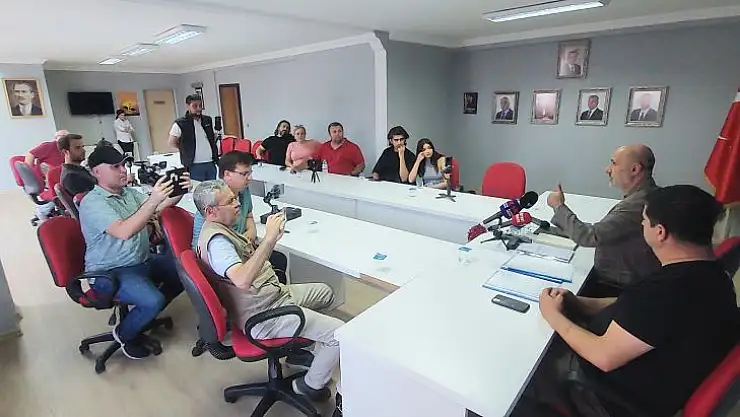 Murat Tuna: Yerel Basın Mağdur Edilmesin!'