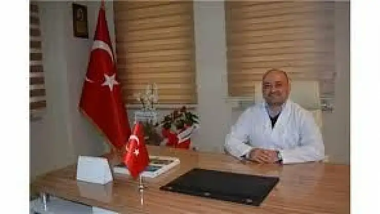Randevu sistemine adeta meydan okuyor.