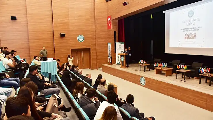 Rektör Oğurlu, BAÜN'de Uluslararası Öğrencilerle Bir Araya Geldi