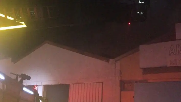 Sanayide Oto Teyp Dükkânında Yangın