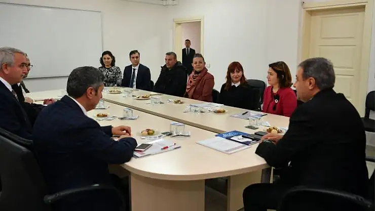 Vali Şıldak'tan Ölçme Değerlendirme ve Sınav Hizmetleri Merkezi'ne Ziyaret