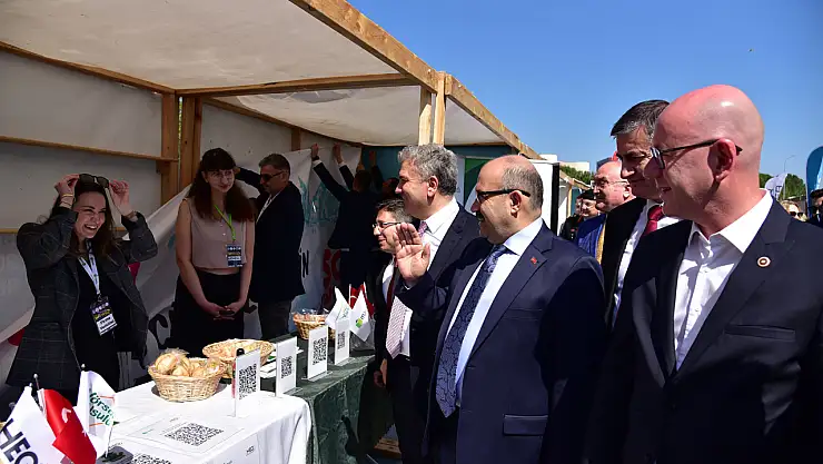 WOWOFEST 2 ÖĞRENCİ İŞ VE KARİYER FUARI BAŞLADI