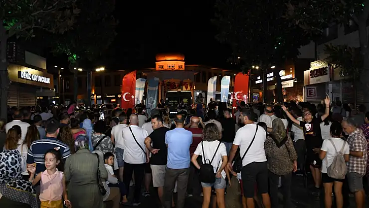 Yaz geceleri, Büyükşehir'in konserleriyle renklendi